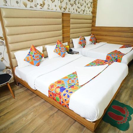 Hotel Delhi Darshan Deluxe-By Rsl Hospitality Neu-Delhi Exterior foto