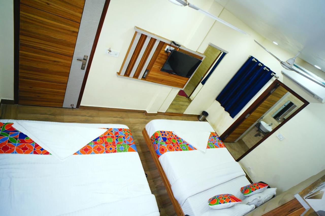 Hotel Delhi Darshan Deluxe-By Rsl Hospitality Neu-Delhi Exterior foto